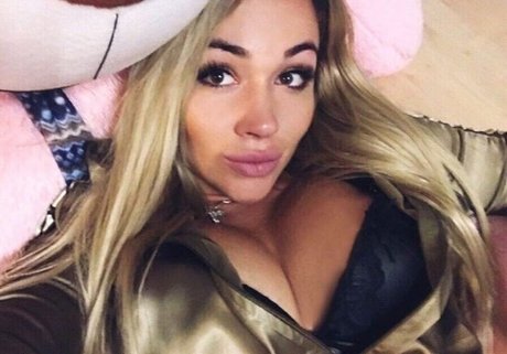 Anna Kostenko star best photo