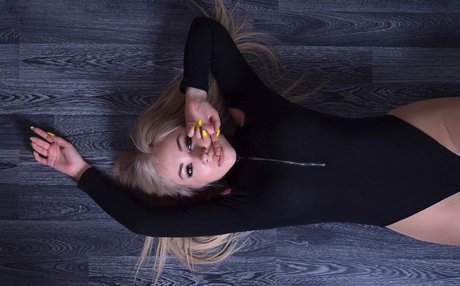 Anna Kostenko erotic star galleries