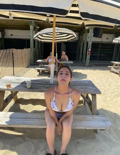 Leona Naito pornographic model gallery