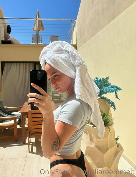 Julia Rommelt naked actress pictures