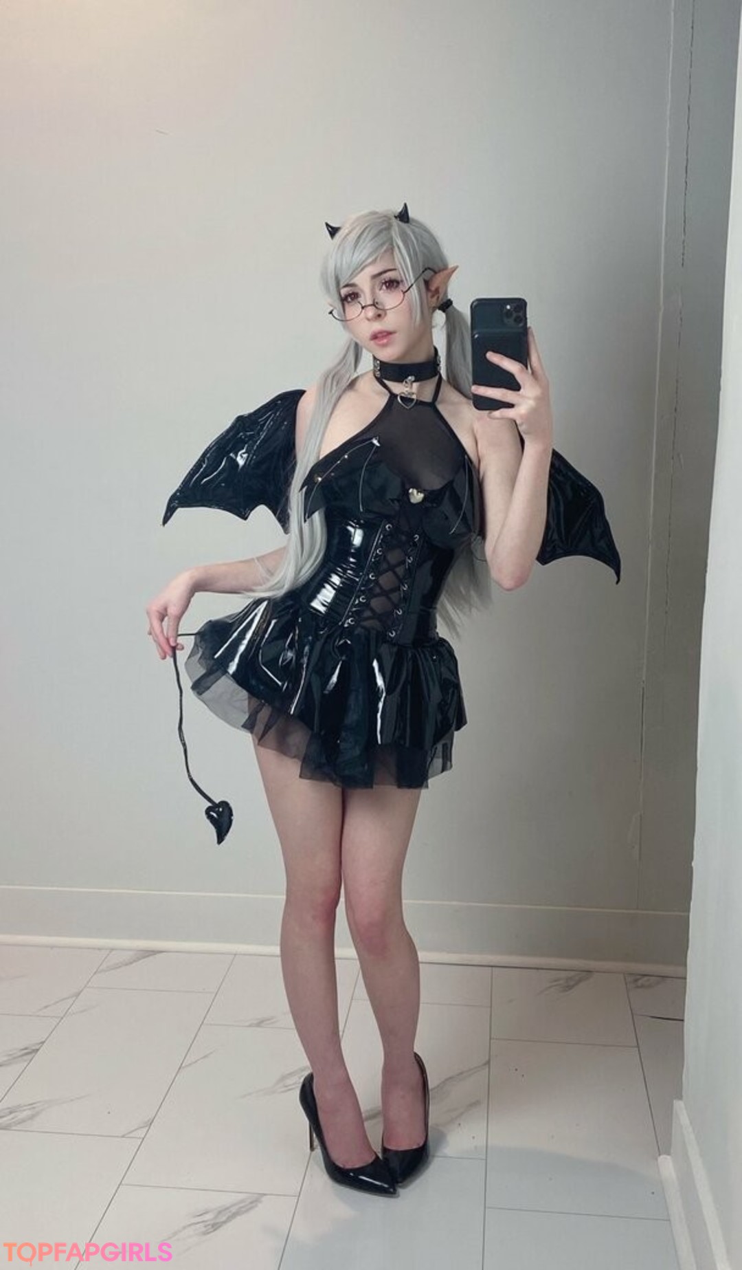 Melondoki model hot pics