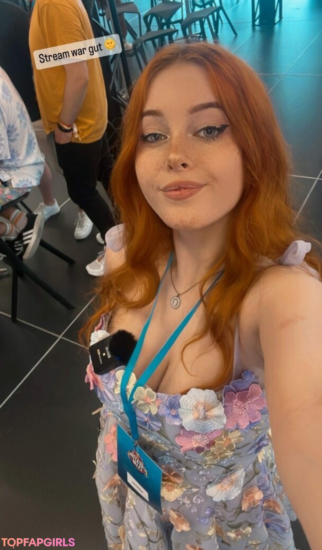 KDRkitten naked model image