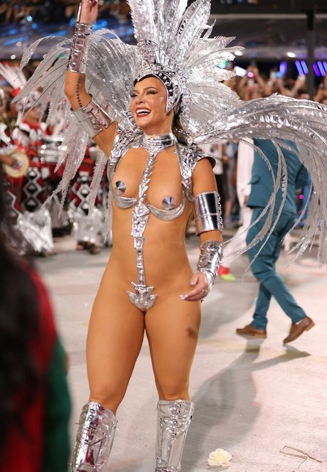 Paolla Oliveira porn model img