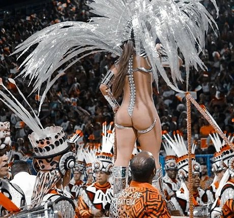 Paolla Oliveira top profile image