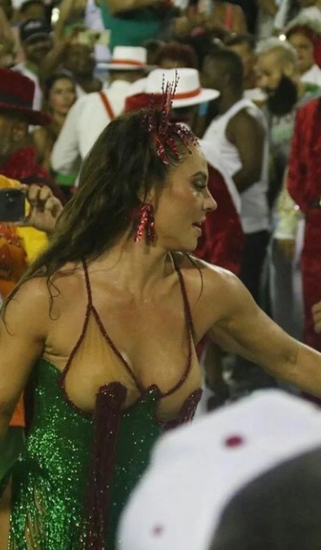 Paolla Oliveira sexy pornstar archive