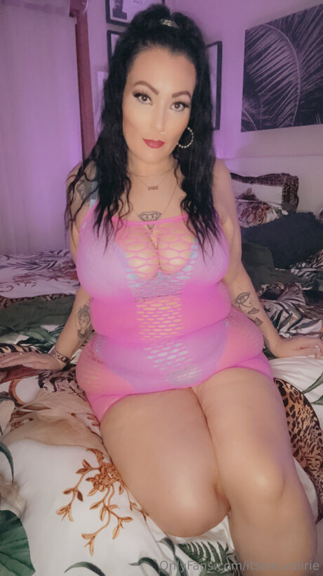 Itsme Valirie erotic pornstar image