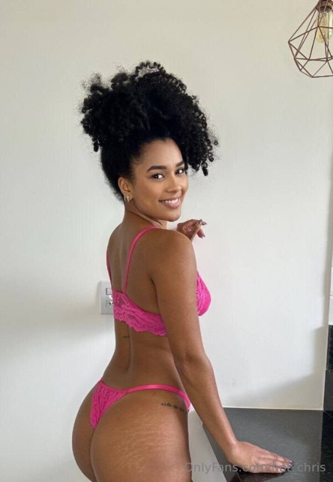Hot Chris perfect model pics