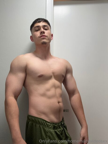 Homemadevideosxx model top pic