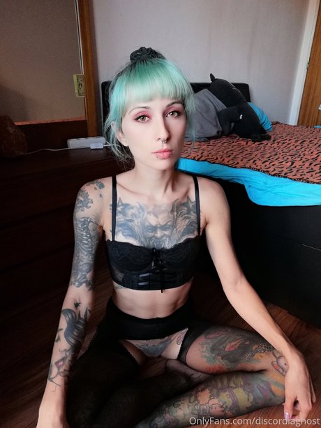 Discordia Suicide beautiful star images