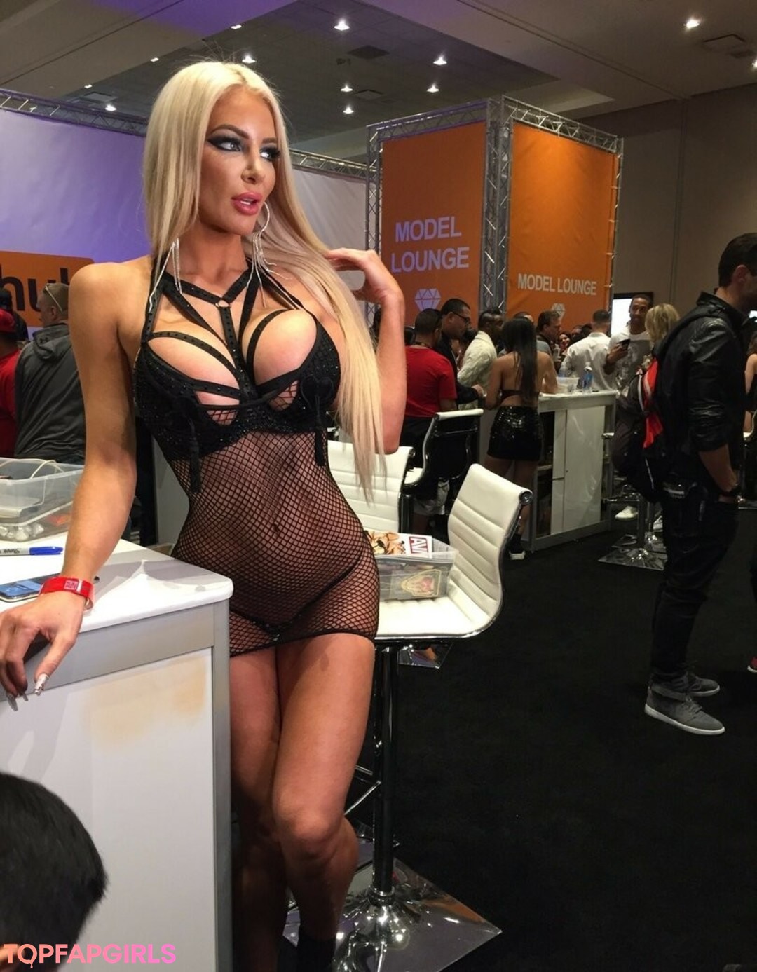 Nicolette Shea star best galleries