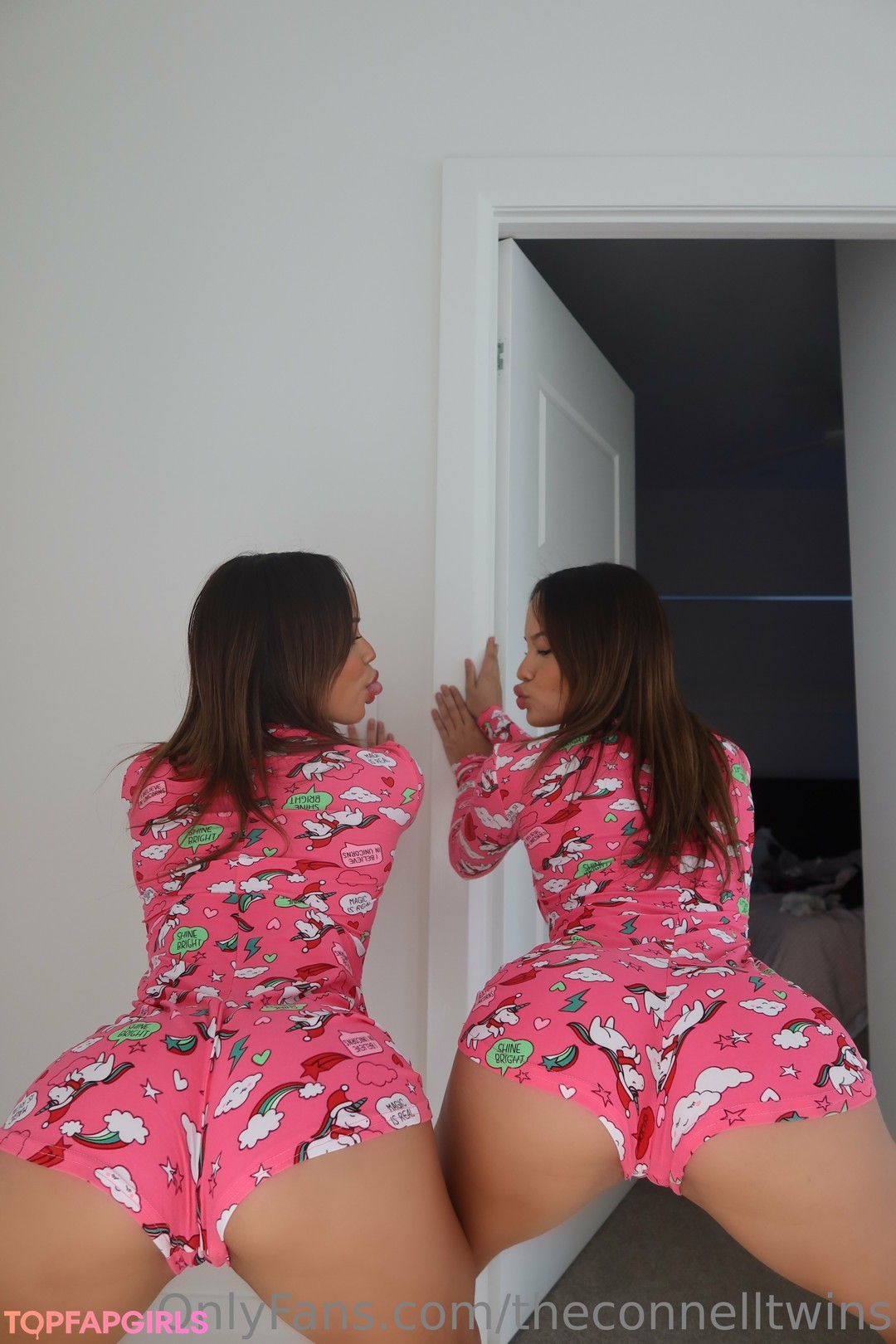 bimbo onlyfans pretty gallery