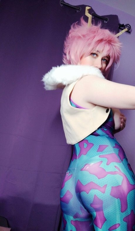 tiny onlyfans hot xxx picture