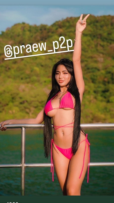 Praew Phatcharin model erotic archive
