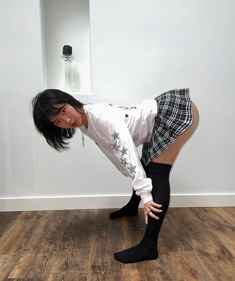 Bapebaee pretty actress galleries