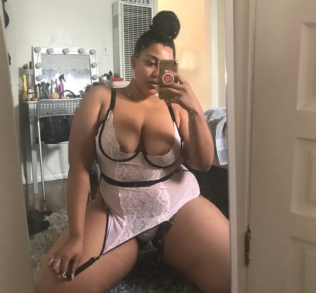 sisters onlyfans art nude gallery