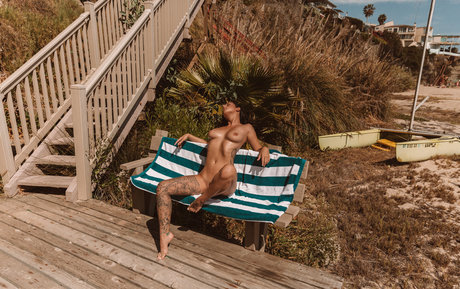 Reed Suicide nice pornstar galleries