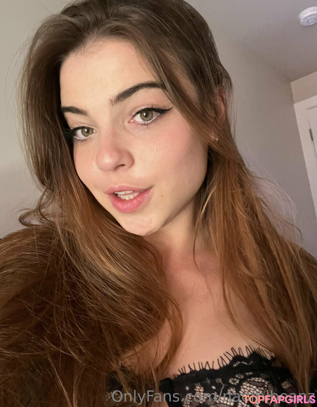 naomibeanz sex star pics