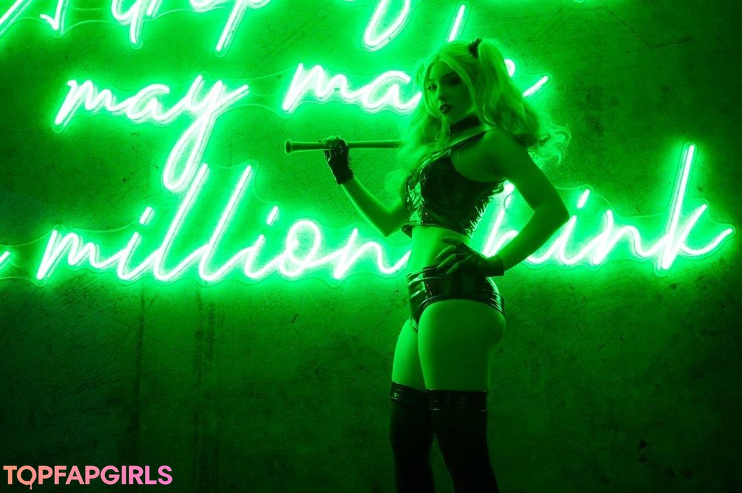 FallCosplay pornstar sexy photos