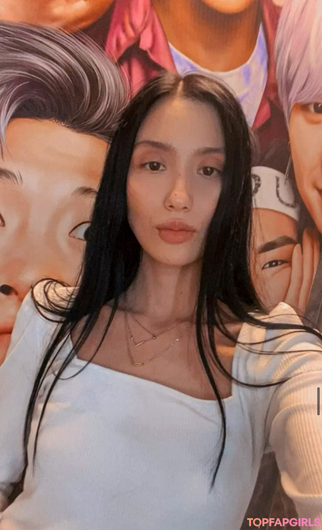 Yoona Lee sexy model pic
