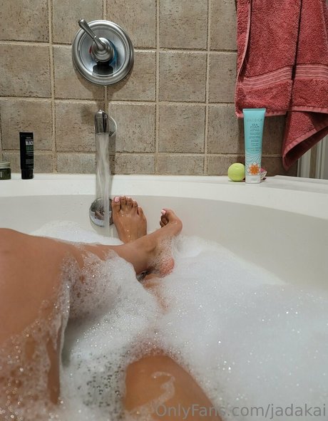 lesbian milf onlyfans free sexy pic