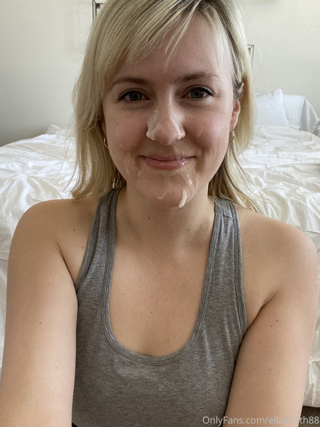 Liz XO_ sex model galleries