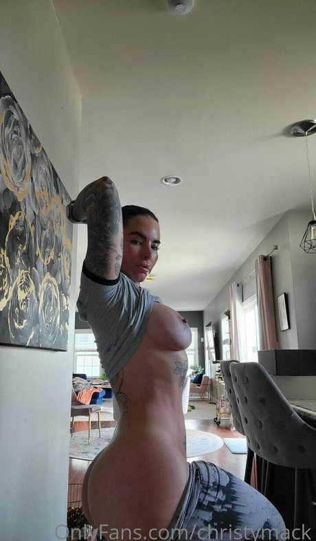 curvy nude onlyfans beautiful naked galleries