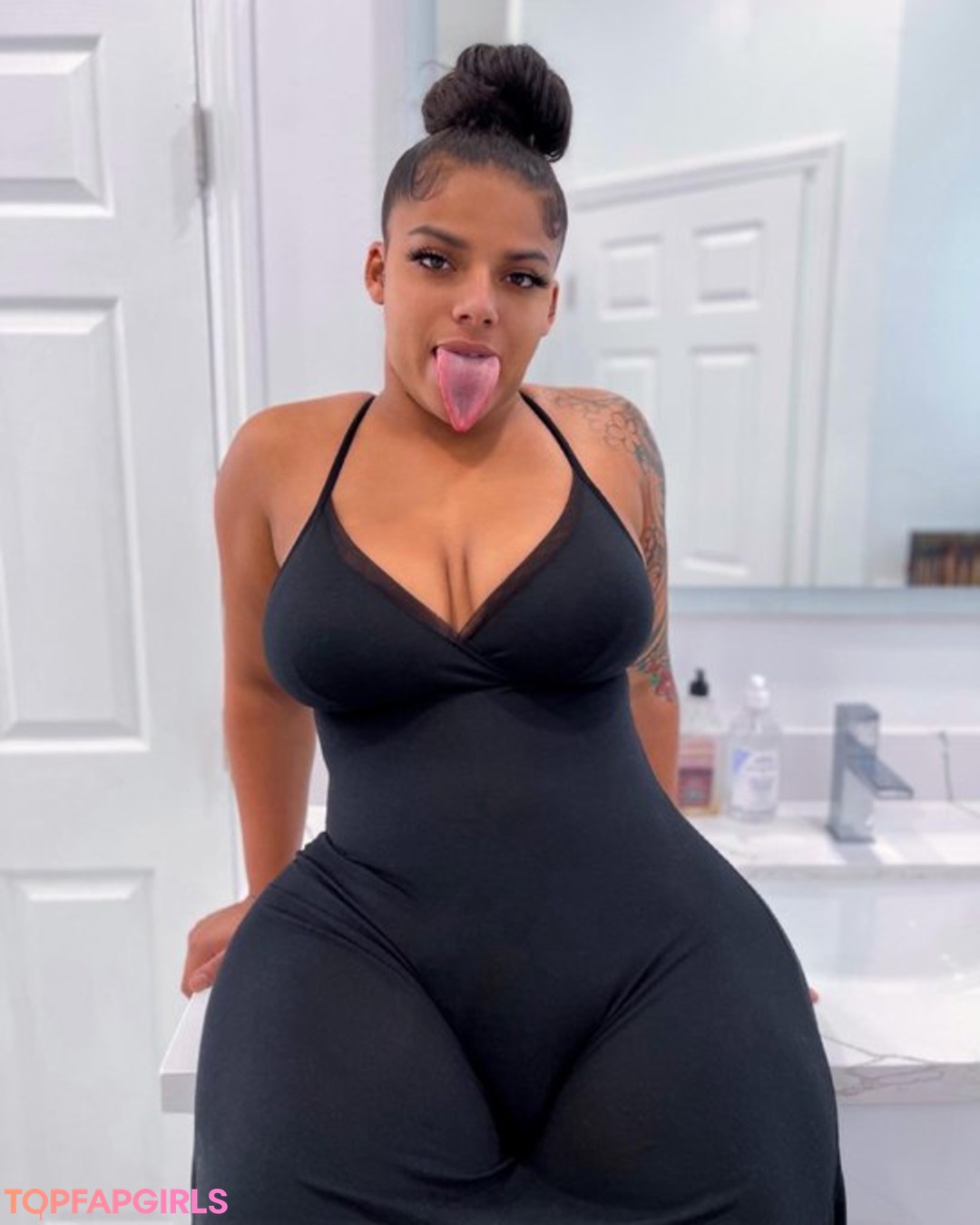 japanese schoolgirl onlyfans porn picture