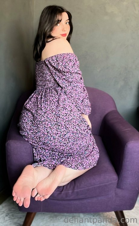 defiantpanda art model picture