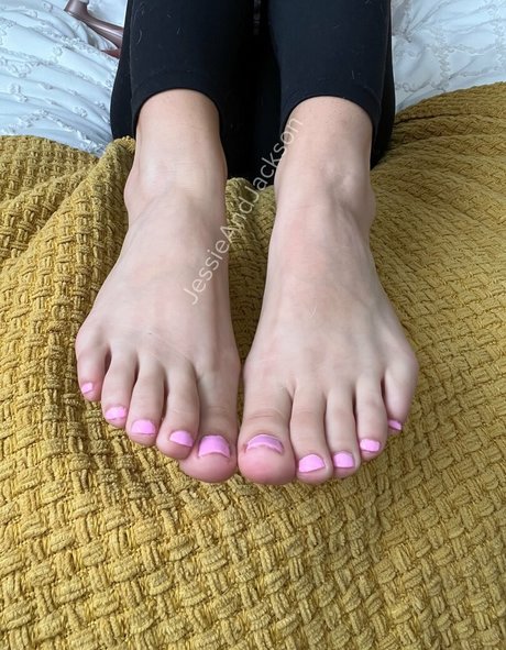 skinny brunette onlyfans nice img