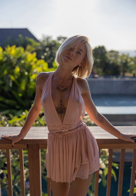 pretty ebony onlyfans free images