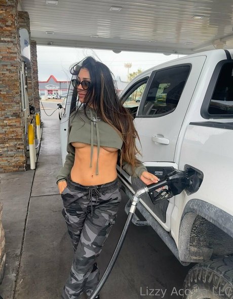 Lizzy Acosta nudes model photo