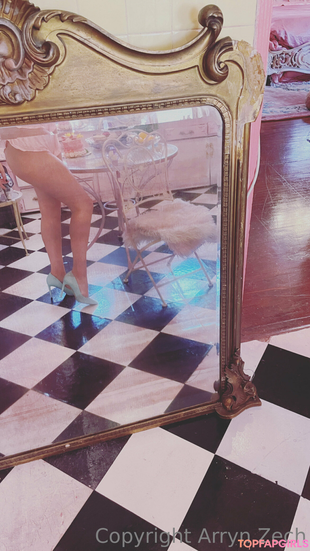 Arryn Zech exclusive pornstar pictures