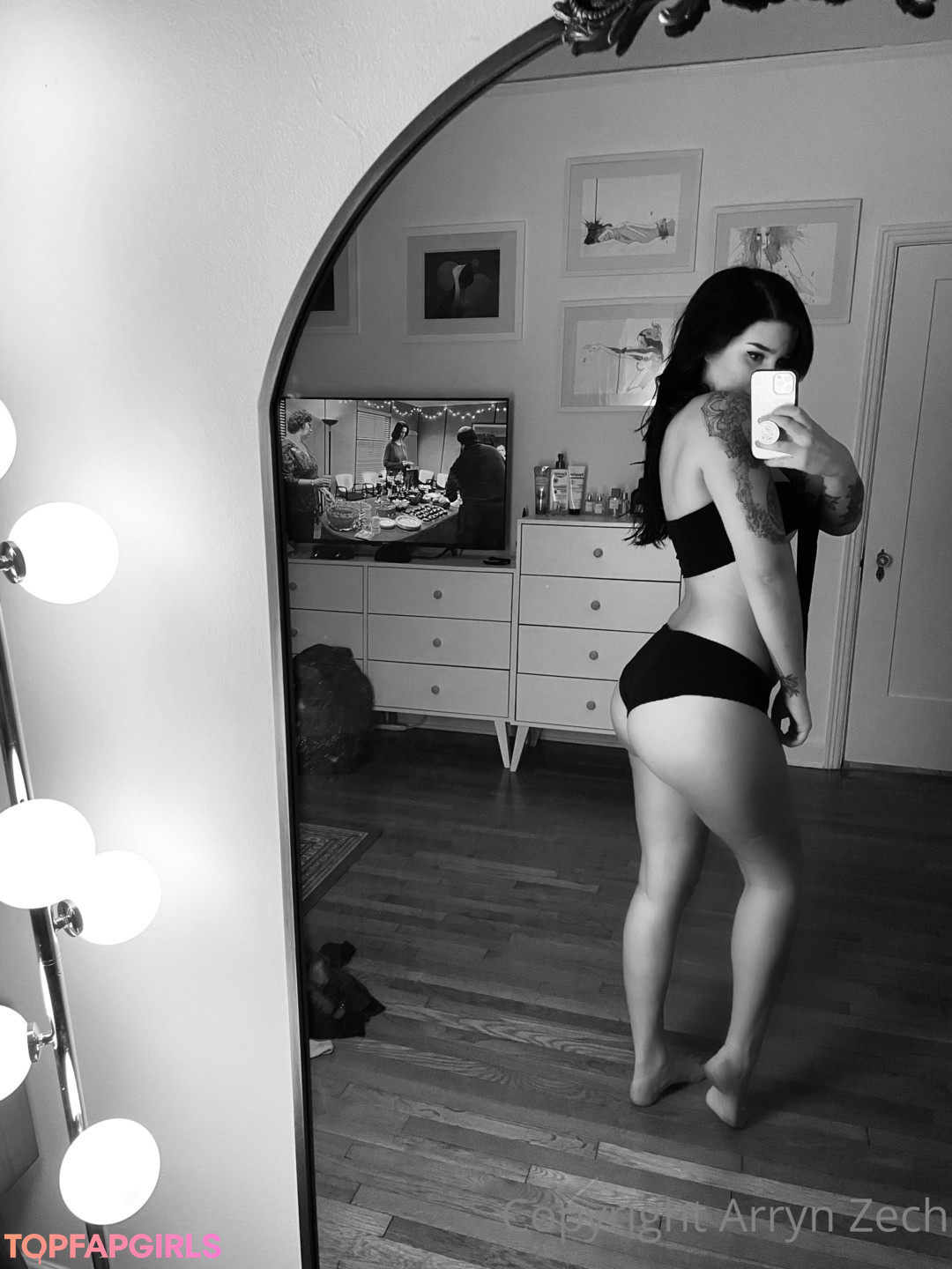 Arryn Zech adult model gallery