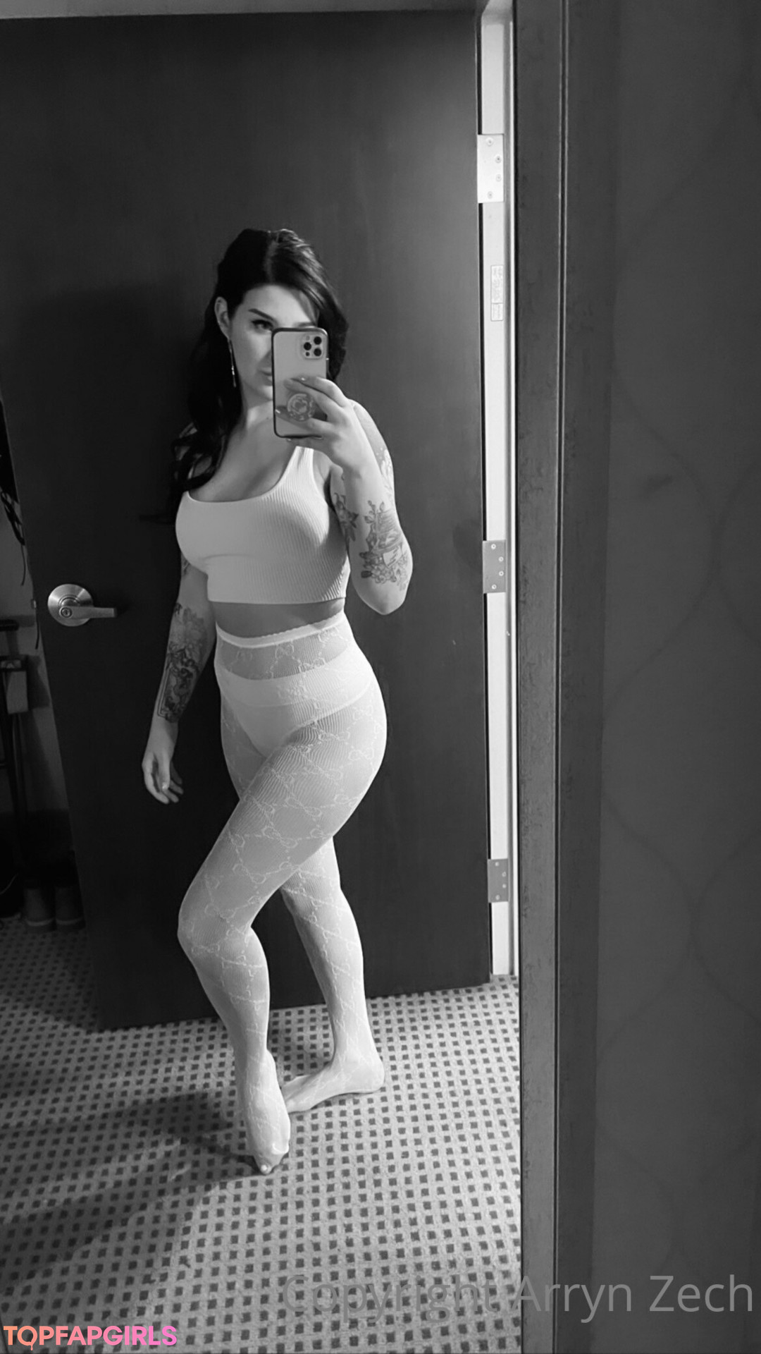 Arryn Zech pretty pornstar pictures