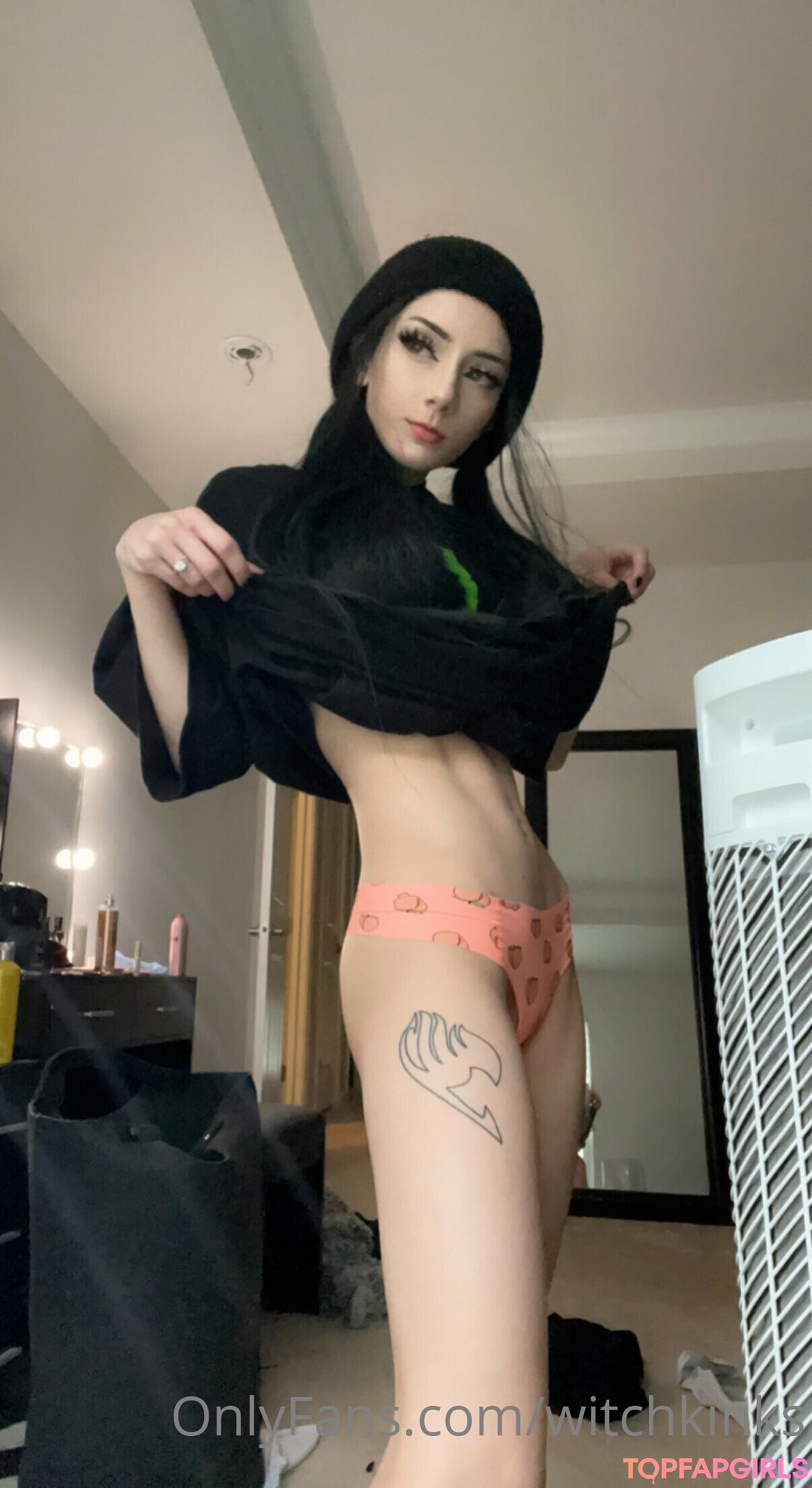 trans dominatrix onlyfans exclusive photos