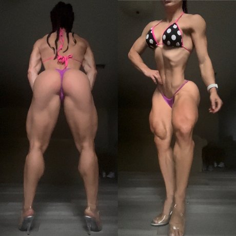 Sunny Andrews pornstar nude galleries