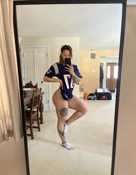 Sereneazn exclusive model photo