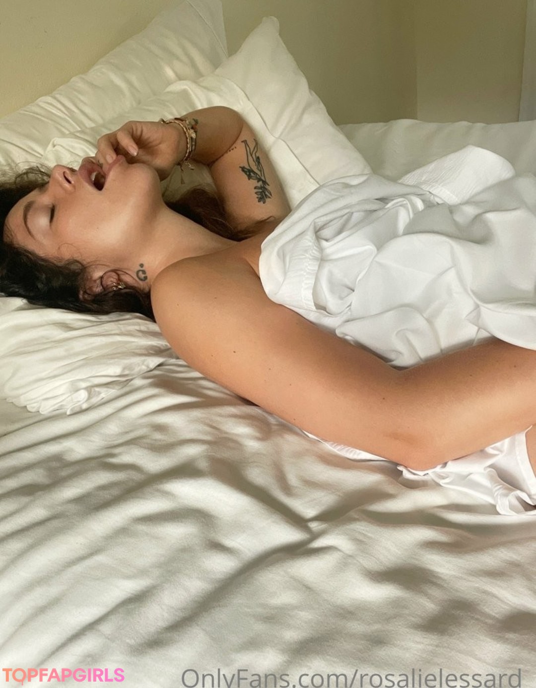 amateur lesbian onlyfans beautiful naked image