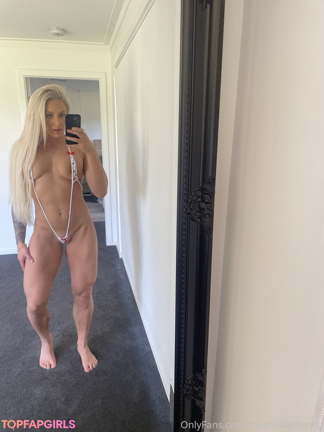 Muscle Barbie sexy pornstar archive