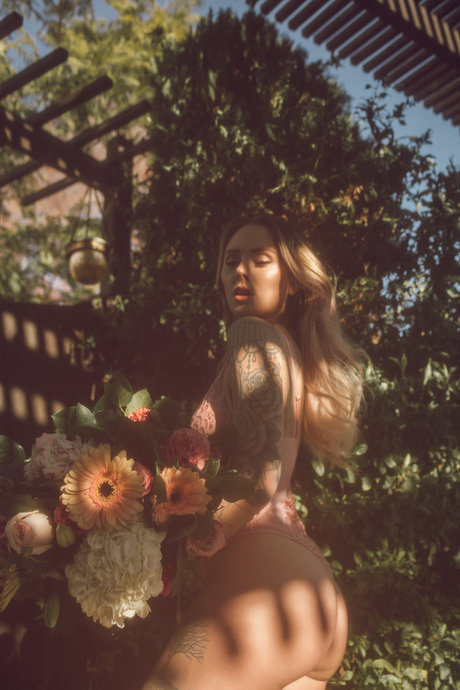 busty teen onlyfans adult pics