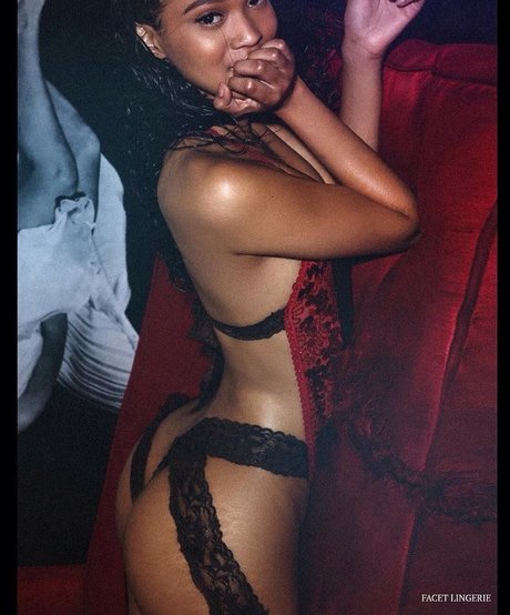 Edwina Carla Isaacs model adult picture