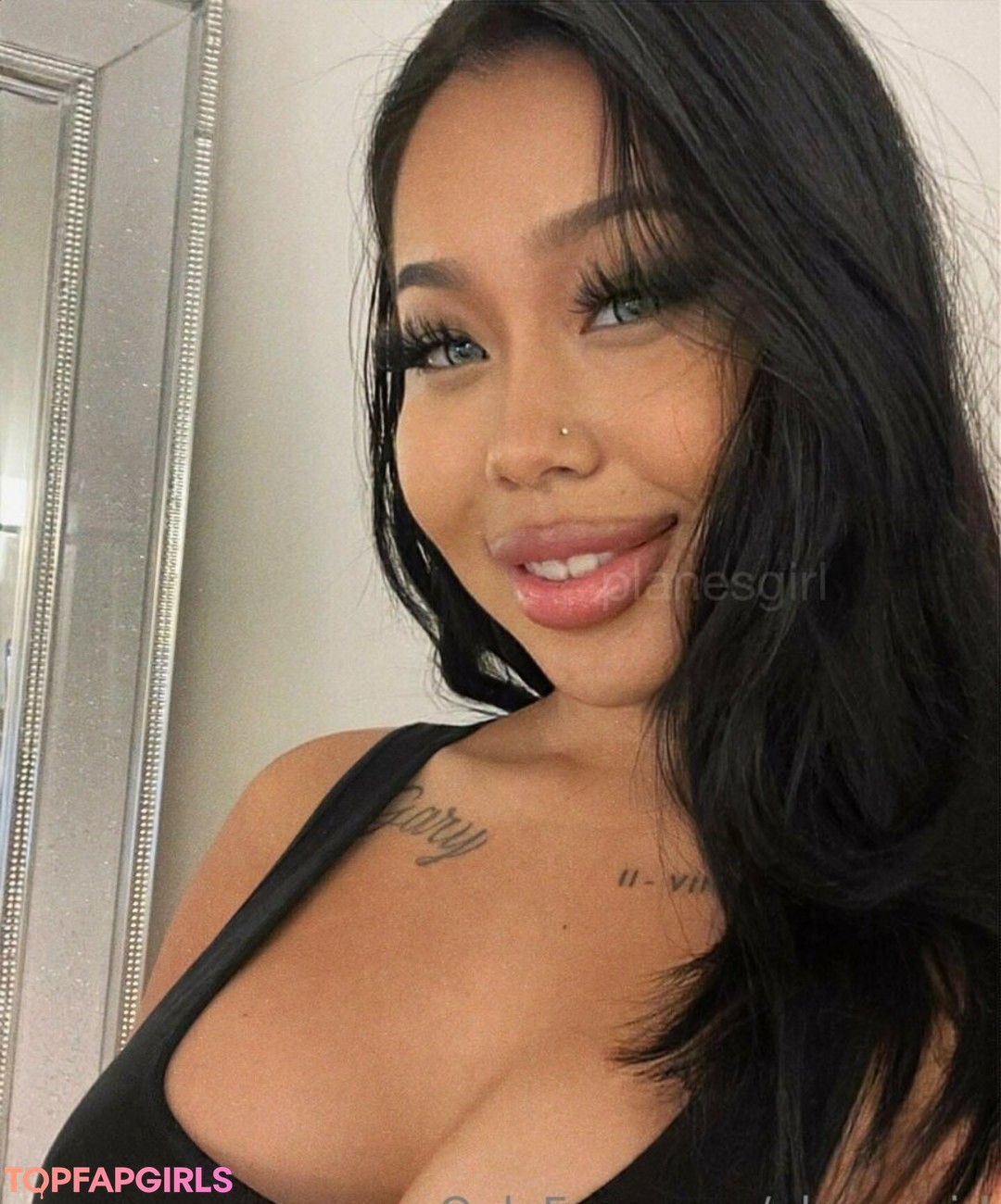 nude girls onlyfans free naked photo