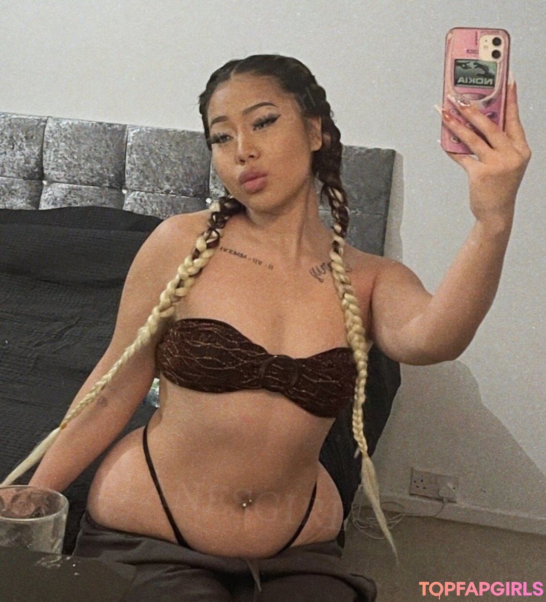 planesgirl pornographic actress pictures