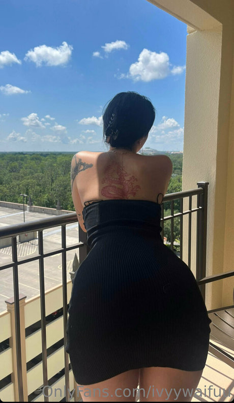 Ivyywaifuu adult model pictures