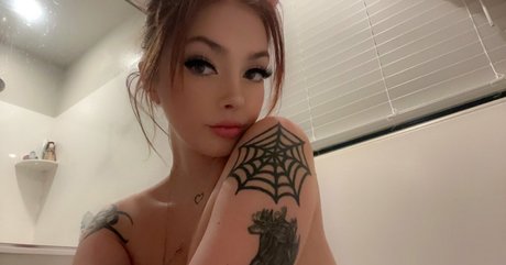 Ivyywaifuu exclusive model gallery