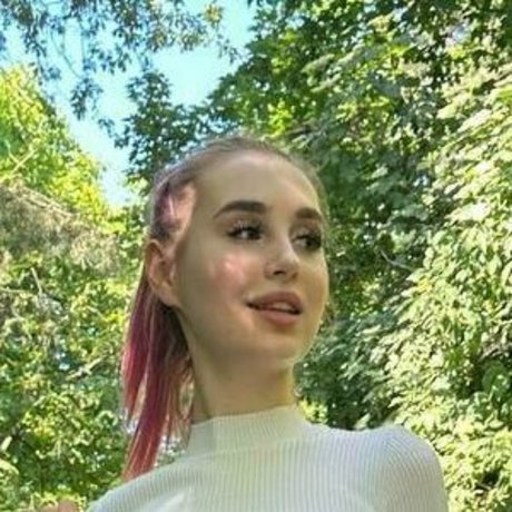 Alexa Lungu nude actress photos