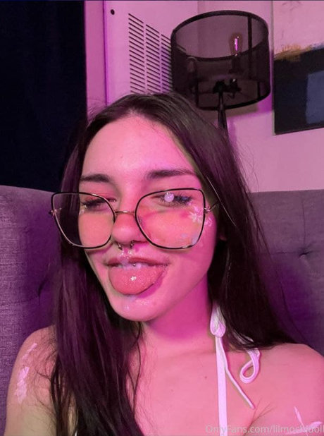 Lil Doll_ nice actress pics