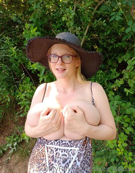 fitness model onlyfans free sex image