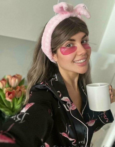 kristina frye pretty star photos