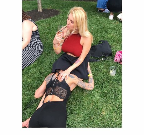 army milf onlyfans porno photos